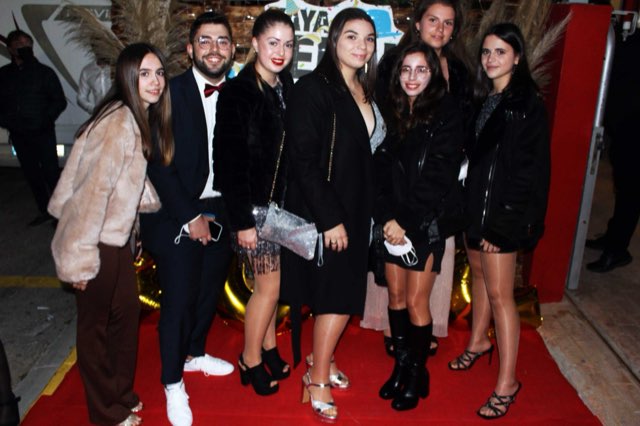 Fiesta de Nochevieja 2021 en la Playa de Gandia con Grupo Vaya Tela — foto 7