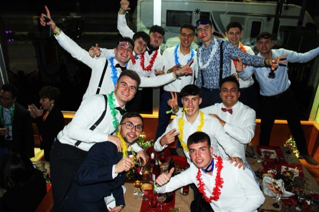 Fiesta de Nochevieja 2021 en la Playa de Gandia con Grupo Vaya Tela — foto 39